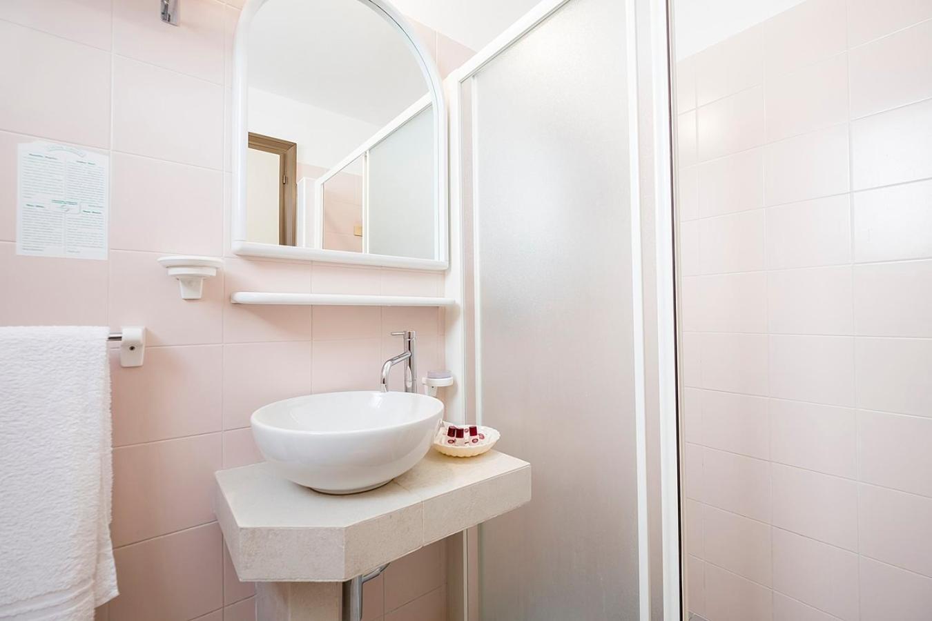 Hotel Eliseo Bellaria – Igea Marina Kültér fotó